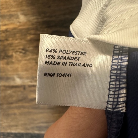 White House Black Market Black and White Tunic Dress with V-Neck - Picture 5 of 5